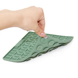 Leaf-Textured Slow Feeder Licking Mat for Pets